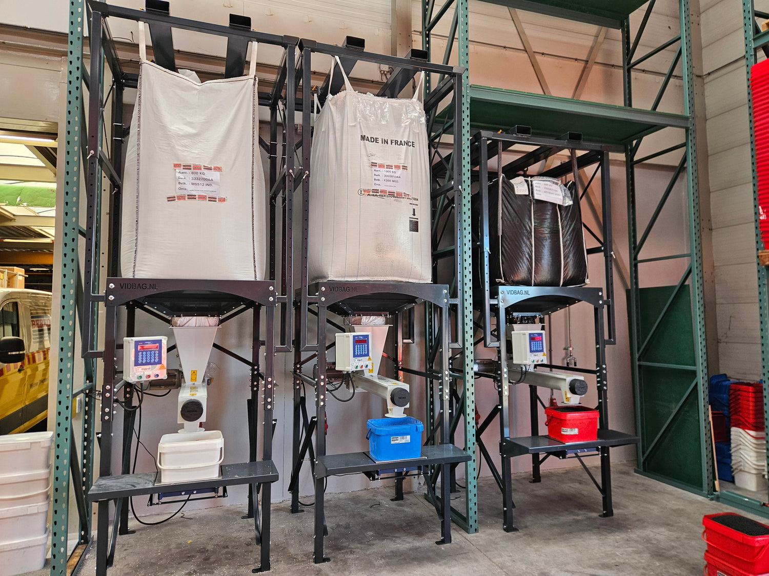 Modulo HI-DS voor afvullen emmers vanuit bigbags